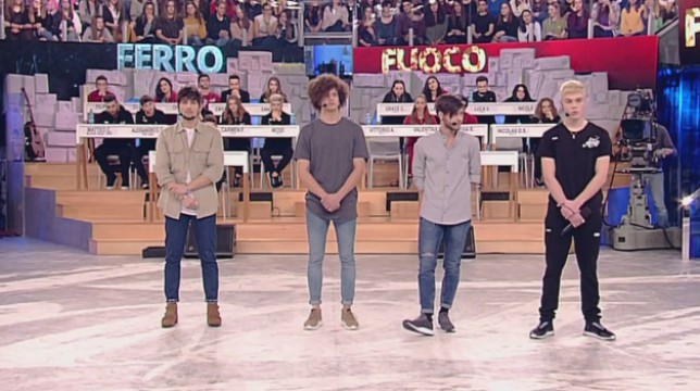 Amici 17: la punizione proposta da Maria De Filippi viene accolta da Virginia Raggi Amici 17: la punizione proposta da Maria De Filippi viene accolta da Virginia Raggi