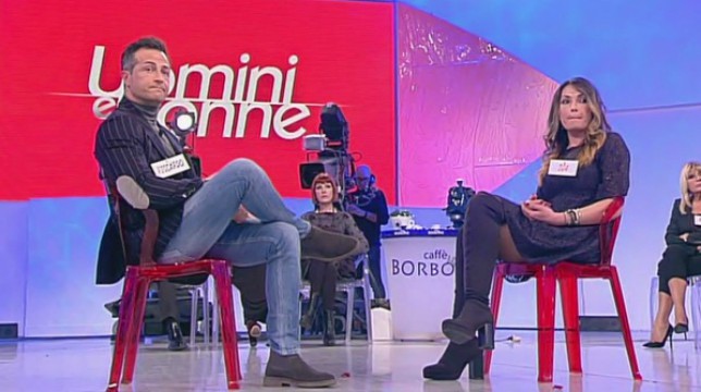 Uomini e Donne, oggi, giovedì 15 febbraio, trono over: il bacio tra Ida e Riccardo Uomini e Donne, oggi, giovedì 15 febbraio, trono over: il bacio tra Ida e Riccardo