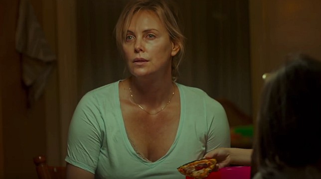 Tully: ecco il trailer del film con Charlize Theron mamma stressata
