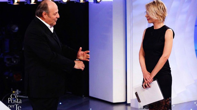 C’è Posta per Te, ultima puntata: stasera ospiti Gerry Scotti, Cracco e Cannavacciuolo