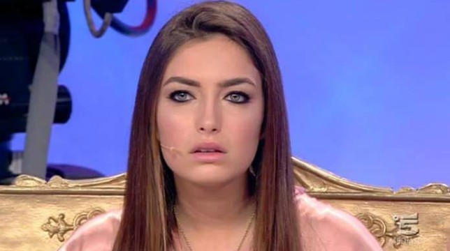 Uomini e Donne, trono classico: Nilufar raggiunge Lorenzo, Giordano e Nicolò si eliminano