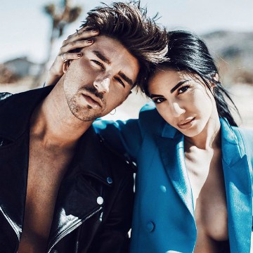 uominiedonne_topless
