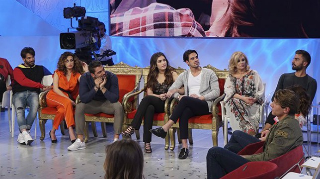 Uomini e Donne, trono classico: oggi, lunedì 16 aprile, la prima parte