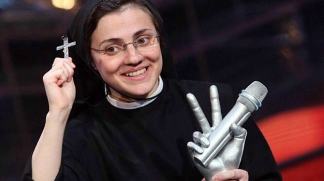 Suor Cristina ospite Ballando con le stelle 2018 puntata 28 aprile 2018