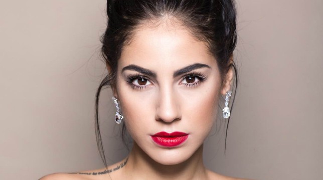 Giulia De Lellis sotto accusa per la foto hot sui social, intervengono le bimbe