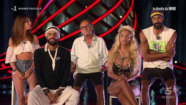 isola_finale_finalisti