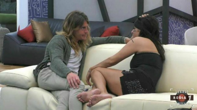 Grande Fratello 2018, Alberto Mezzetti inveisce contro Aida: “Non c’è proprio attrazione!”