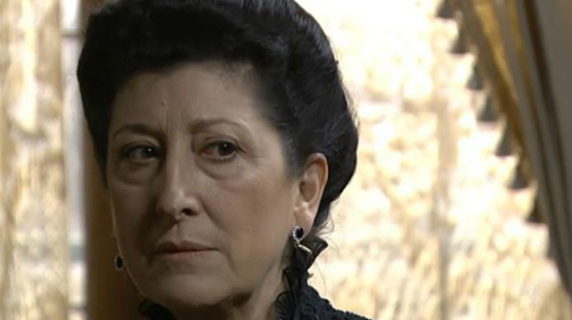 Anticipazioni Una Vita 30 maggio 2018: Ursula cerca il consenso di Cayetana per uccidere Fabiana