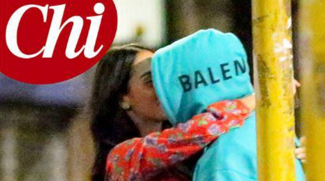 Paola Di Benedetto e Federico Rossi, il cantante del duo musicale Benji e Fede, escono allo scoperto
