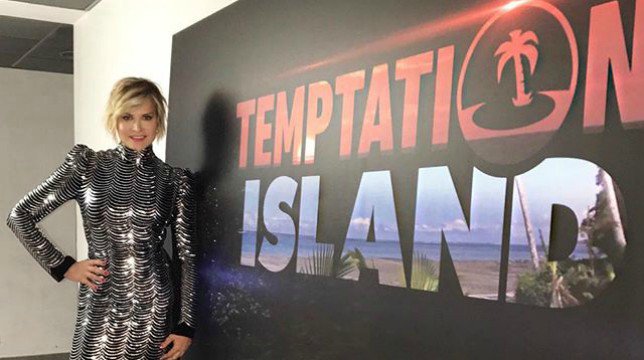 Temptation Island VIP, a condurlo sarà Simona Ventura: “Non vedo l’ora”