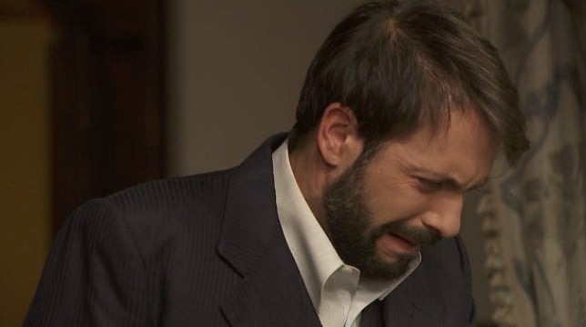 Il Segreto Anticipazioni del 4 agosto 2018: Severo piange Candela e medita vendetta contro Venancia