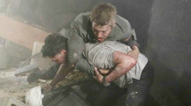 Beatuiful Liam aggredisce Bill