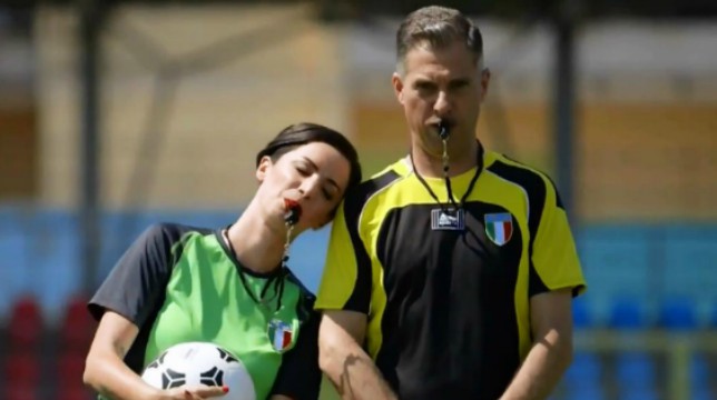 B come Sabato: Rai2 lancia il nuovo programma sul mondo del calcio e dello sport B come Sabato: Rai2 lancia il nuovo programma sul mondo del calcio e dello sport