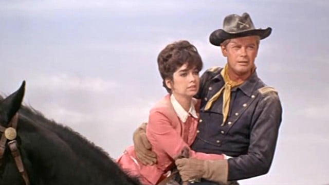 Far West: il film di Raoul Walsh oggi su Iris