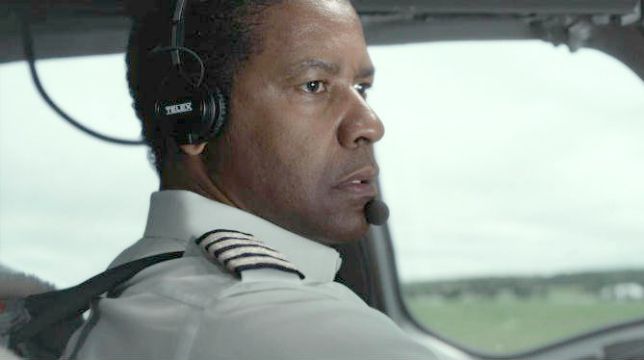 Flight: il film con Denzel Washington stasera su Rete 4