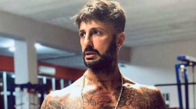 Grande Fratello Vip, Fabrizio Corona fa marcia indietro e elogia Francesco Totti