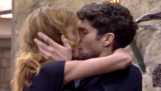 gfvip_elia_bacio_jane