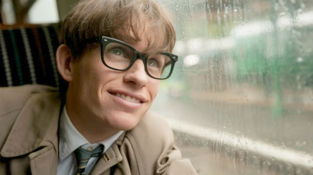 La teoria del tutto: il film con Eddie Redmayne stasera su Iris