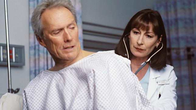 Debito di sangue: il film con Clint Eastwood stasera su Iris