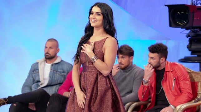 Uomini e Donne, anticipazioni scelta Teresa Langella: ecco cosa è successo in villa Uomini e Donne, anticipazioni scelta Teresa Langella: ecco cosa è successo in villa