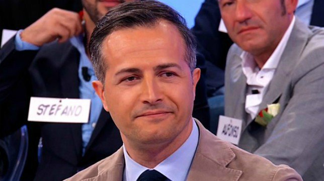 Uomini e Donne, trono over: il messaggio di Riccardo dopo lo schiaffo di Roberta