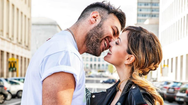 Uomini e Donne: l’incredibile tatuaggio di Lorenzo e Claudia