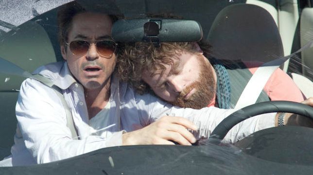 Parto col folle: il film con Robert Downey Jr. stasera su Italia 2