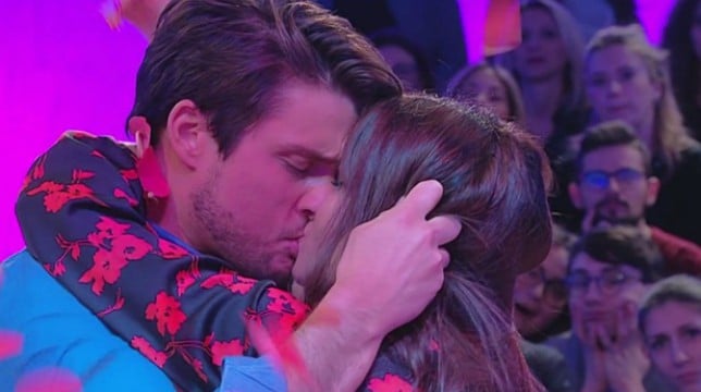 Uomini e Donne, trono classico: pioggia di petali per Andrea Dal Corso e Teresa Langella. Andrea Zelletta molto vicino a Giorgia