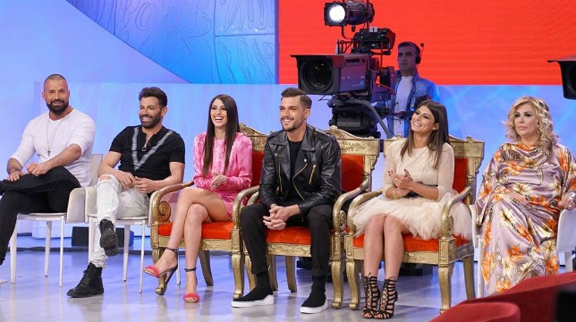 Uomini e Donne, trono classico: oggi, venerdì 10 maggio, Giulia si lascia andare con Giulio