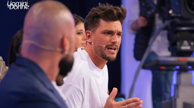 Uomini e Donne, trono classico: oggi, giovedì 16 maggio, Andrea sempre più distante da Muriel