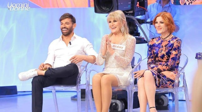Uomini e Donne, trono over: oggi, lunedì 27 maggio, scoppia la passione tra Gemma e Mario Uomini e Donne, trono over: oggi, lunedì 27 maggio, scoppia la passione tra Gemma e Mario