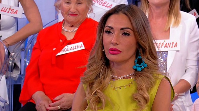 Uomini e Donne, trono over: Riccardo richiama Ida, Roberta fa una rivelazione shock