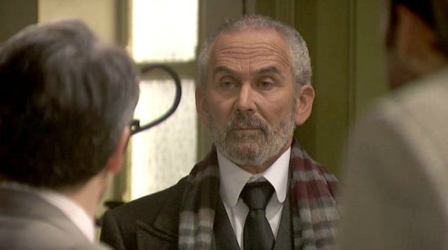 Il Segreto Anticipazioni del 13 giugno 2019: Molero minaccia Julieta e Saul