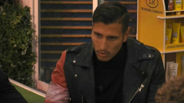 Grande Fratello, Gianmarco critica Francesca De Andrè e lei sbotta “Prendo una mazza da baseball”