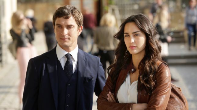 Lontano da te: stasera debutta la fiction romantica di Canale 5