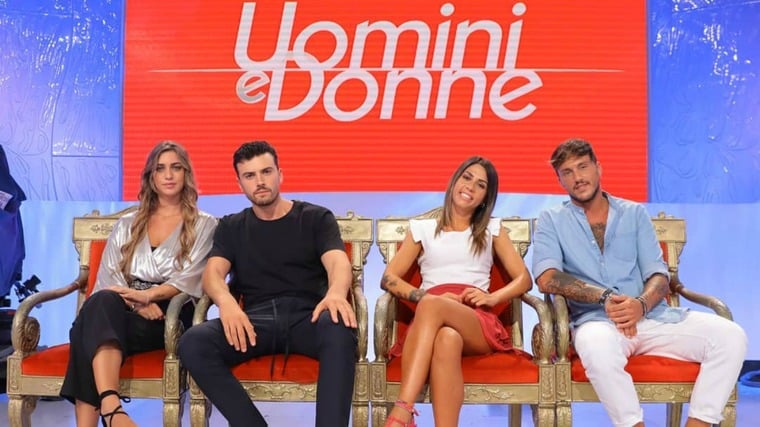 Uomini e Donne, anticipazioni trono classico: accese discussioni in studio, Maria De Filippi interviene