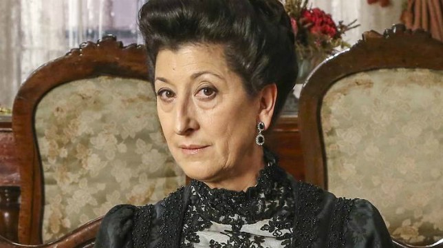 Una Vita Anticipazioni: Montse Alverro, alias Ursula Dicenta, rivela avvincenti novità sul suo personaggio
