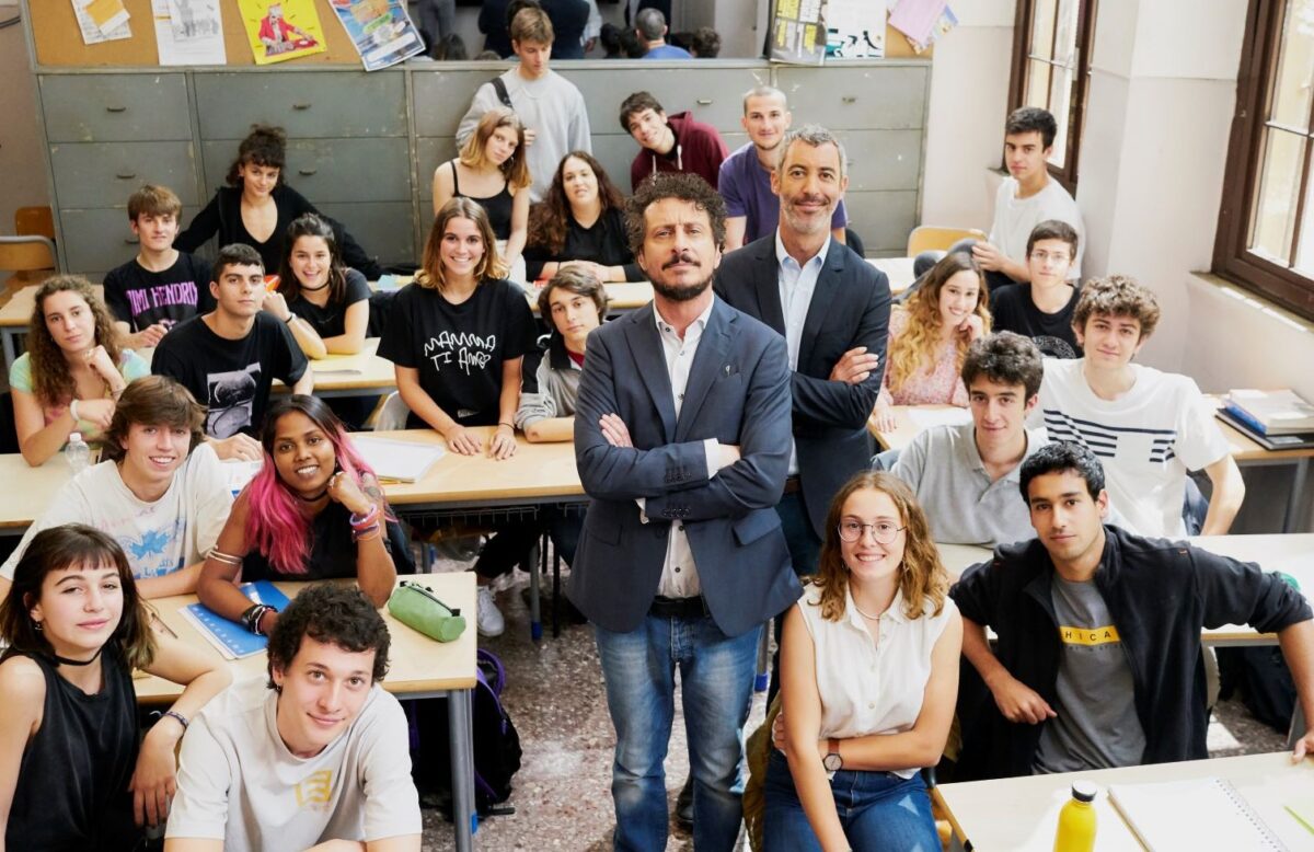 Il Supplente: stasera Luca e Paolo supplenti speciali su Nove