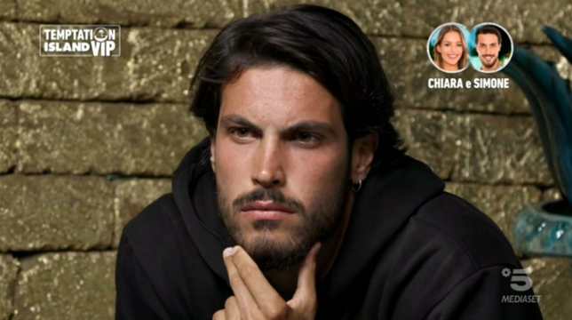 Temptation Island Vip, anticipazioni seconda puntata: Simone sconvolto, Chiara esagera con il tentatore
