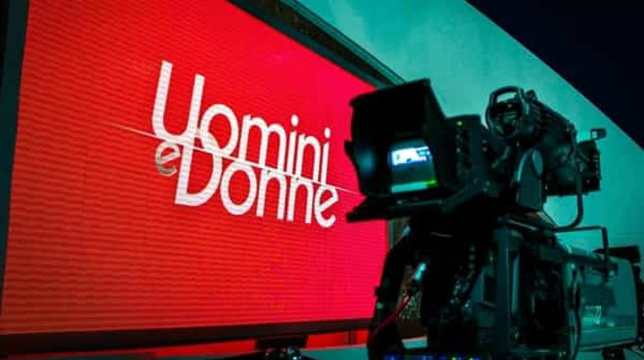 Uomini e Donne, anticipazioni prima puntata: Quale trono andrà in onda? Uomini e Donne, anticipazioni prima puntata: Quale trono andrà in onda?