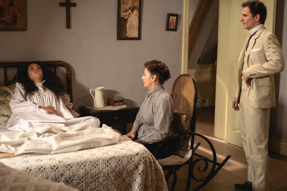 Una Vita Anticipazioni dell’11 ottobre 2019: Trini e Lolita si sentono male. Il bimbo della Palacios è in pericolo?