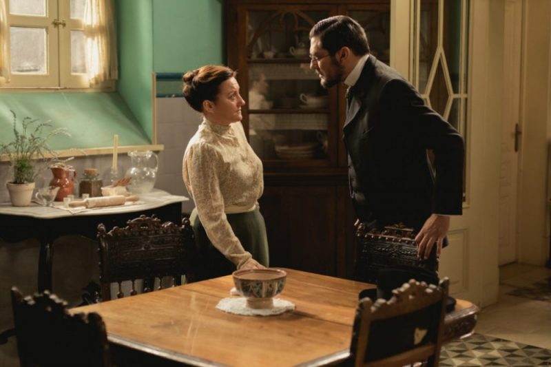 Galleria foto 'Una Vita Anticipazioni del 13 ottobre 2019: Higinio, smascherato, mente per difendersi dalle accuse di Inigo' - foto 1