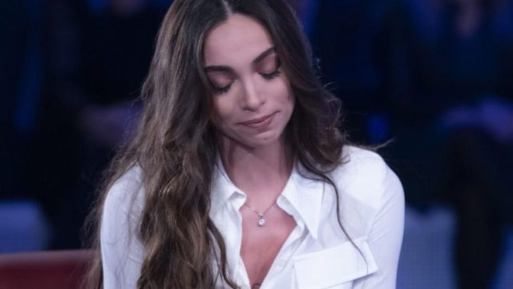 Lorella Boccia intervistata a Verissimo: “Ho avuto paura per mio marito. Loro avevano un coltello, lui nulla”