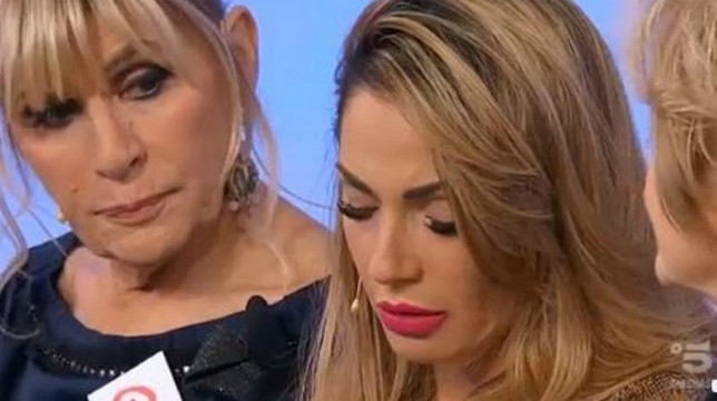 Uomini e Donne oggi il trono over: le lacrime di Ida, il duro attacco di Tina a Riccardo