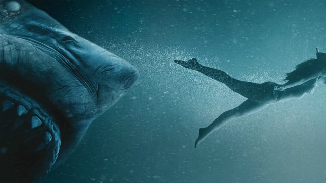 47 metri: il thriller con squali stasera su Rai 4
