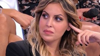 Uomini e Donne, Claudia Dionigi sui nuovi tronisti: "Sono allibita" Uomini e Donne, Claudia Dionigi sui nuovi tronisti: "Sono allibita"