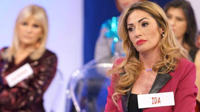 Uomini e Donne Anticipazioni, Trono Over: Ida rifiuterà o accetterà la proposta di Riccardo?