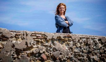 Come Una Madre: inizia stasera su Rai 1 l'emozionante serie TV con Vanessa Incontrada Come Una Madre: inizia stasera su Rai 1 l'emozionante serie TV con Vanessa Incontrada