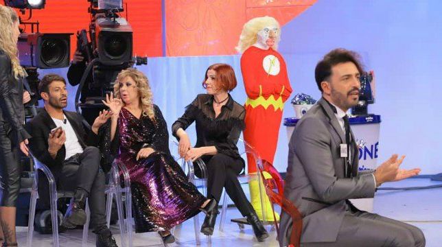 Galleria foto 'Uomini e Donne, Trono Over: Armando Incarnato si sfoga sui social dopo la puntata' - foto 1