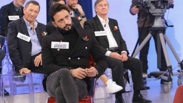 Galleria foto 'Uomini e Donne Anticipazioni, Trono Over: le rivelazioni di Armando Incarnato e Valentina Autiero' - foto 1